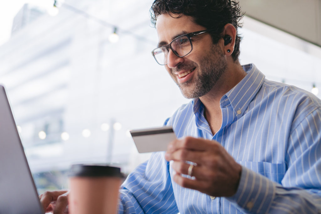 Qui rembourse les lunettes en Suisse ?